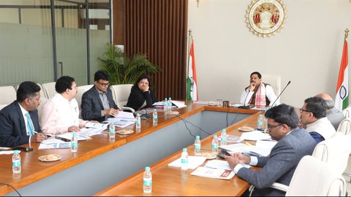 उद्योगविहीन इलाकों में औद्योगिक इकाइयों की स्थापना पर करें फोकस - मुख्यमंत्री डॉ. यादव